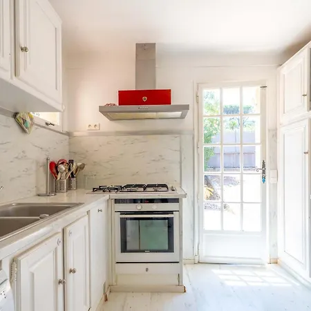 Villa La Perle L Pool & Terrace L Shellter *