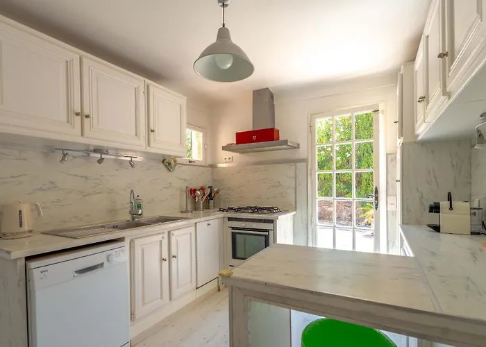 La Perle L Pool & Terrace L Shellter Вілла Сен-Тропе