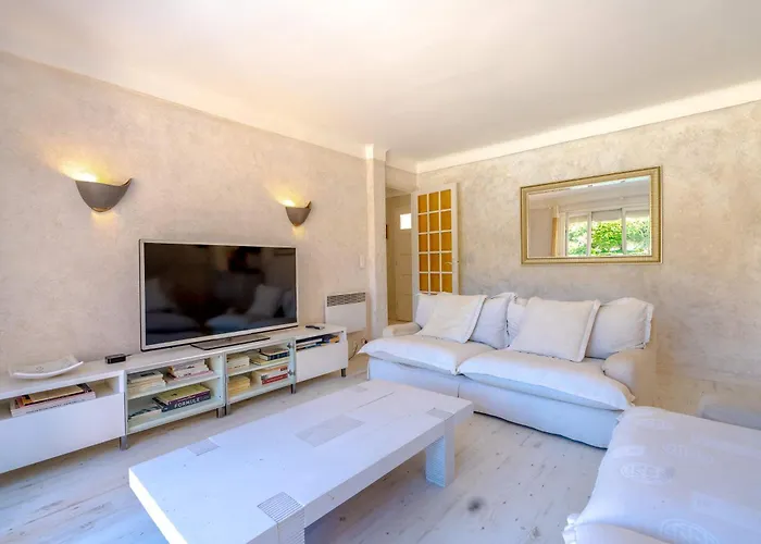 La Perle L Pool & Terrace L Shellter *