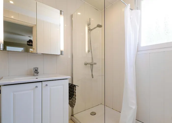 La Perle L Pool & Terrace L Shellter *