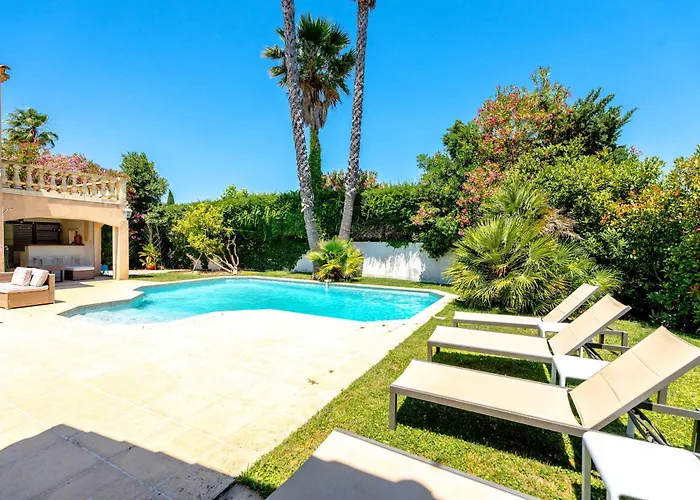 Villa La Perle L Pool & Terrace L Shellter *